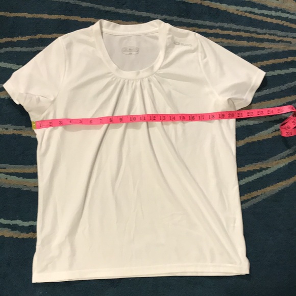 NWOT Sugoi loose athletic t-shirt - Picture 2 of 7